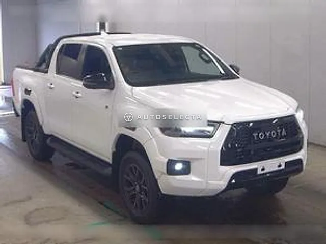 Toyota Hilux GR Sport 2023, auction grade 5