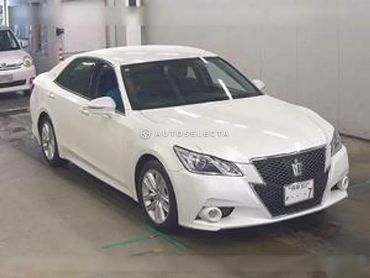 Toyota Crown 2013, photo 1 of 1