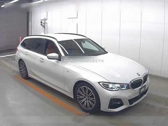 BMW 3 Series 2021, auction grade 4.5