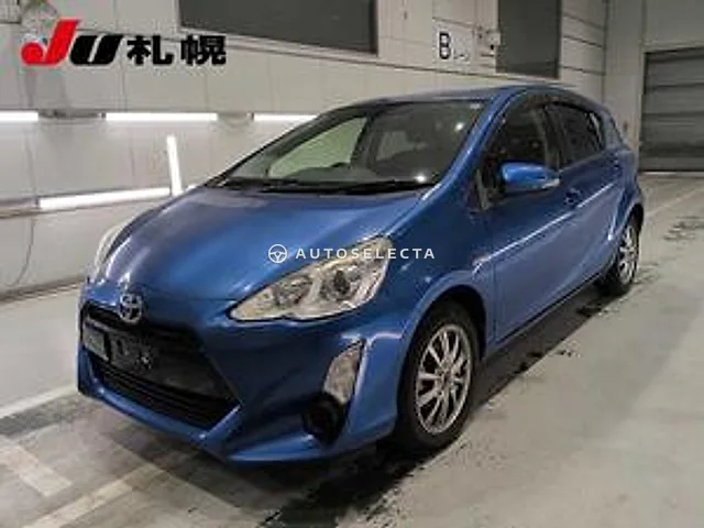 Toyota Aqua 2015, auction grade R
