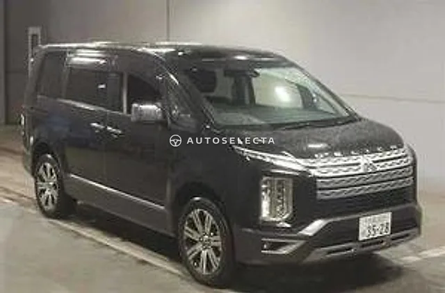 Mitsubishi Delica D:5 2019, auction grade 4.5
