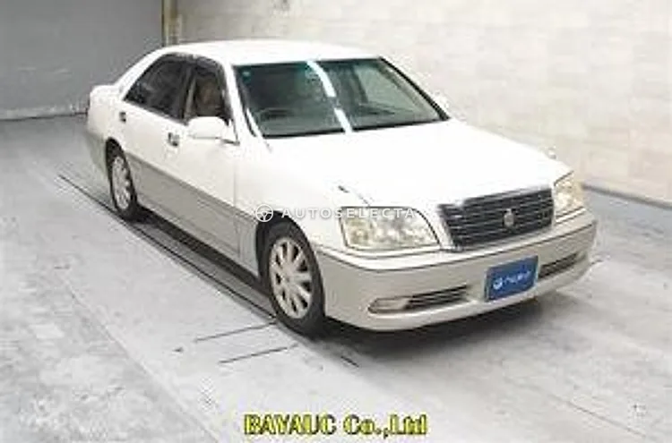 Toyota Crown 2002, photo 1 of 1