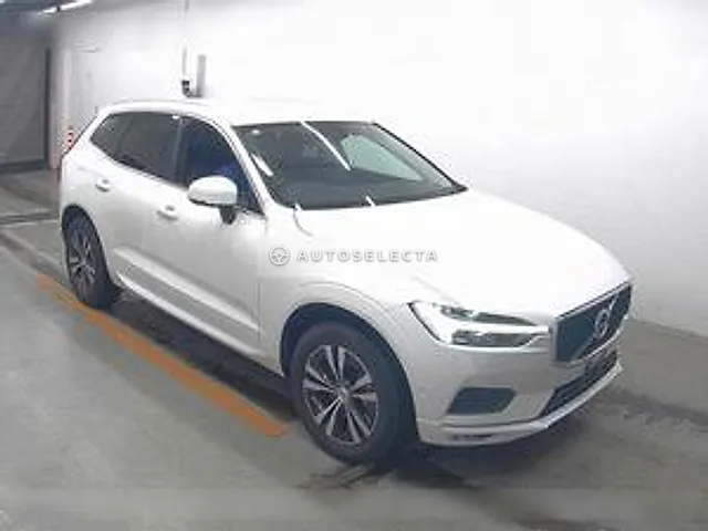 Volvo XC60 2021, auction grade 4.5