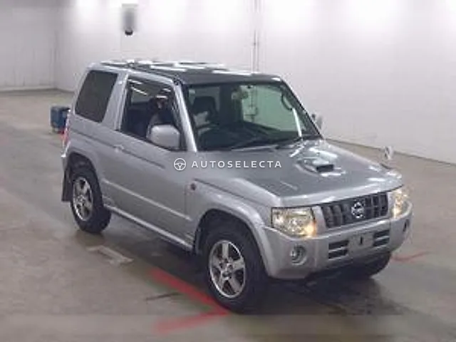 Nissan KIX 2009, auction grade 4
