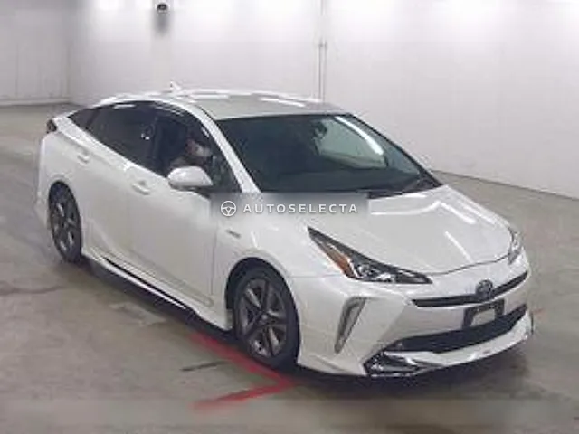 Toyota Prius 2019, auction grade 3.5
