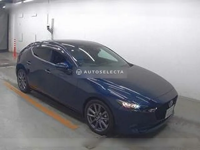 Mazda MAZDA3 Fastback 2023, auction grade 4