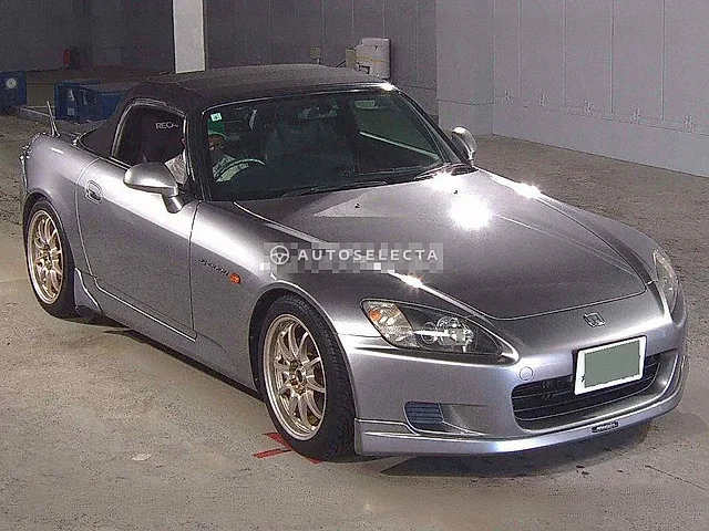 Honda S2000 2001, auction grade 4.5