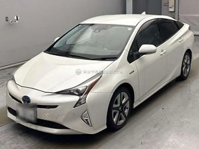 Toyota Prius 2016, auction grade 4