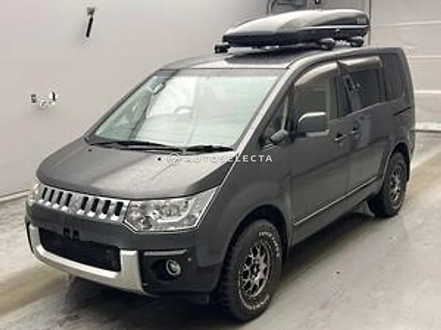 Mitsubishi Delica D:5 2016, auction grade 3.5