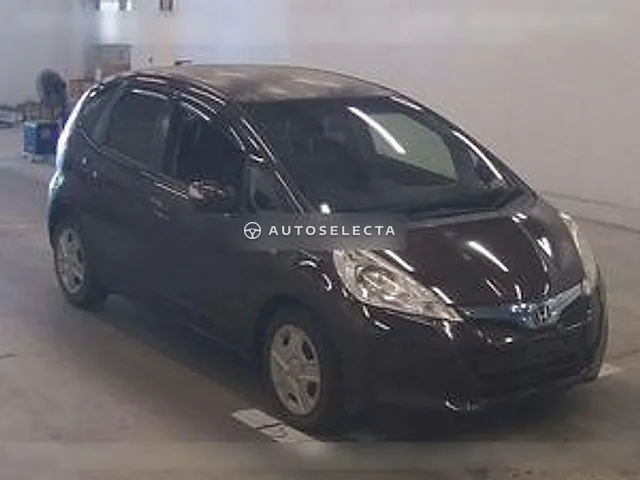 Honda Fit Hybrid 2013