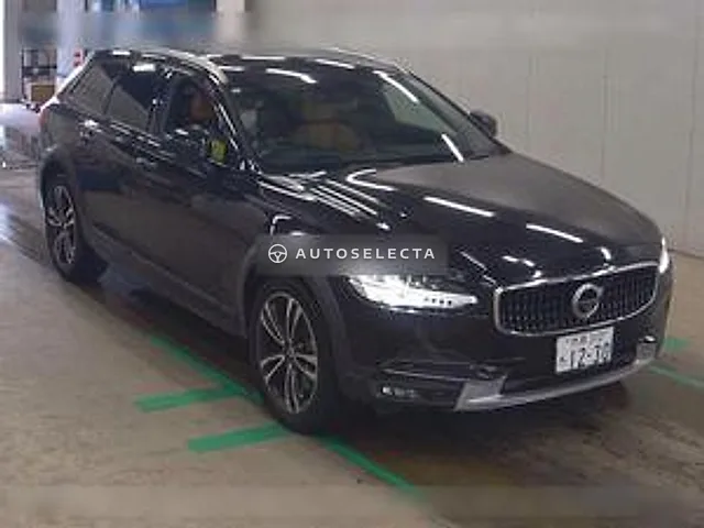 Volvo V90 2017, auction grade 3.5