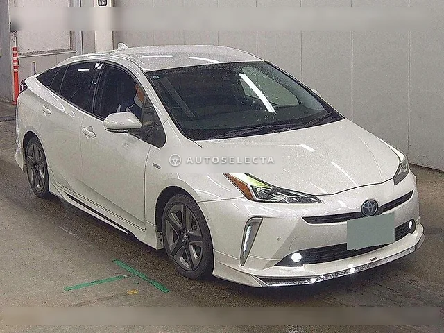 Toyota Prius 2019, auction grade 4.5