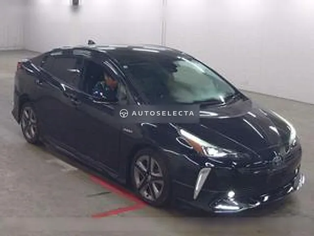 Toyota Prius 2019, auction grade R