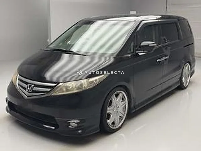 Honda Elysion 2008, auction grade 3.5