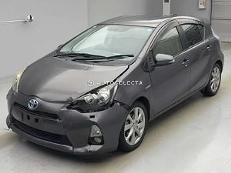 Toyota Aqua 2014, photo 1 of 1