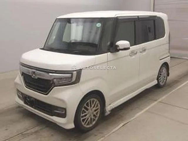 Honda N-BOX Custom 2017, auction grade R