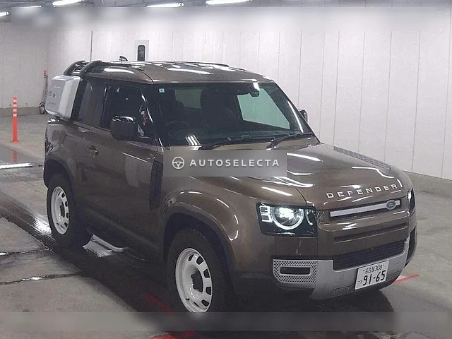 Land Rover Defender 2022, auction grade 4.5