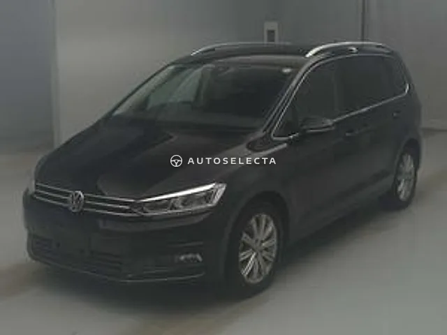 Volkswagen Golf Touran 2018, auction grade 4