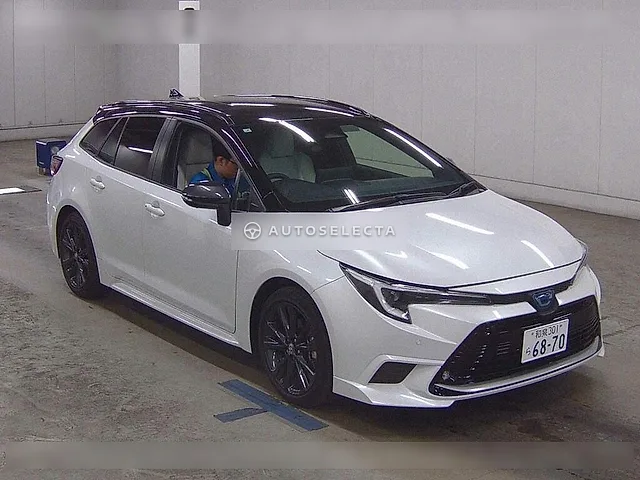 Toyota Corolla Touring 2025, auction grade 4.5