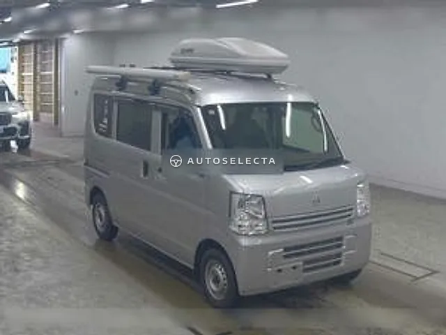 Nissan NV100 Clipper 2020, auction grade R