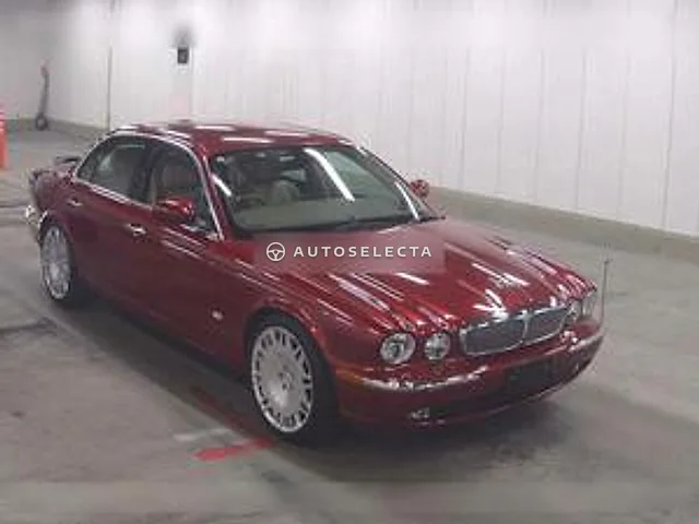 Jaguar XJ 2007, auction grade 4