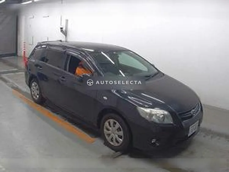 Toyota Corolla Fielder 2010, photo 1 of 1