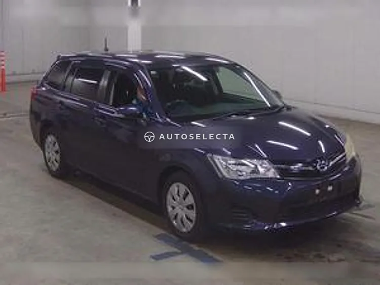 Toyota Corolla Fielder 2013, photo 1 of 1
