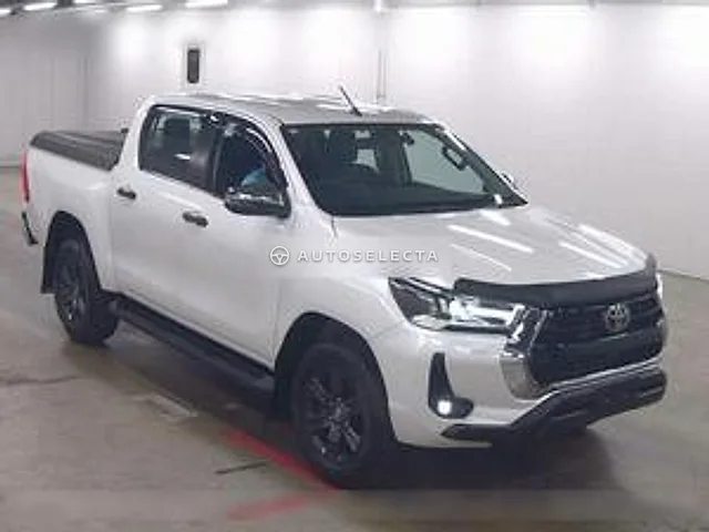 Toyota Hilux 2024, auction grade 5