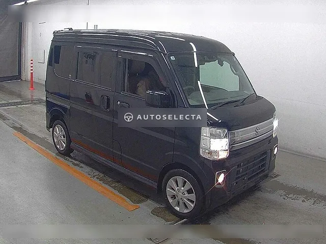 Suzuki Every Wagon 2023, auction grade 4.5