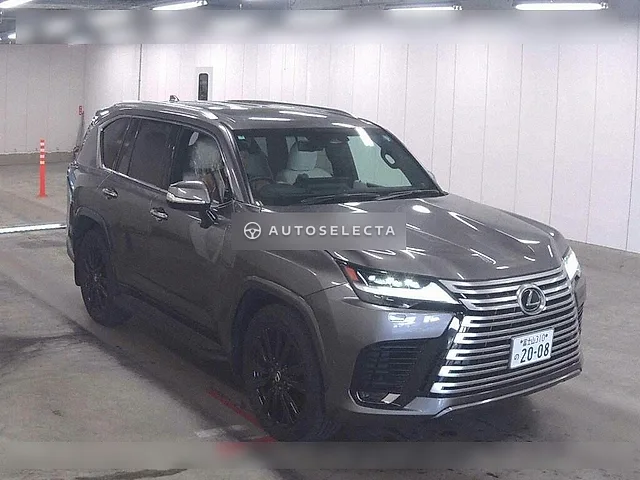 Lexus LX 2025, auction grade 5
