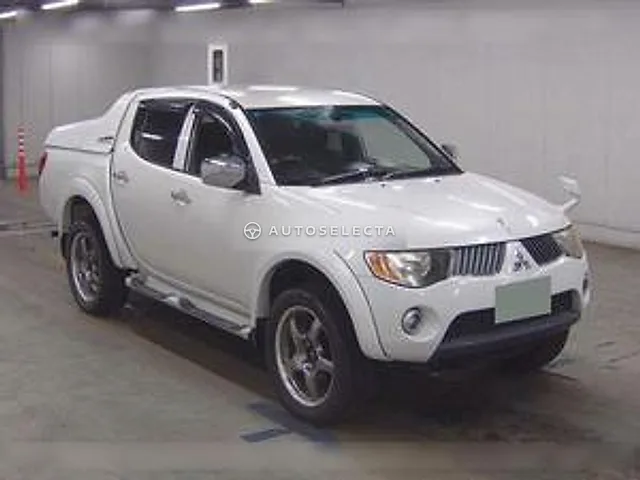 Mitsubishi Triton 2008, auction grade 3.5