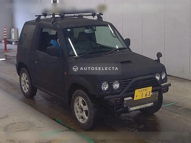 Mitsubishi Pajero Mini 2001, auction grade 3