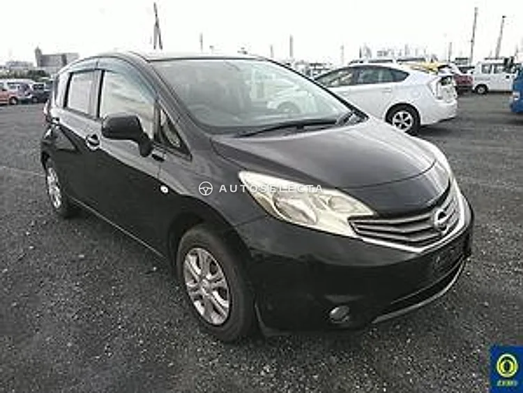 Nissan Note 2013, photo 1 of 1