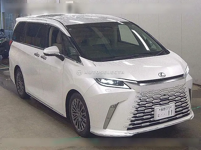 Lexus LM 2024, auction grade 5