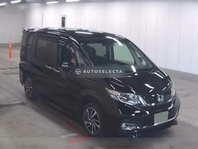 Honda Stepwgn Spada 2017, auction grade R