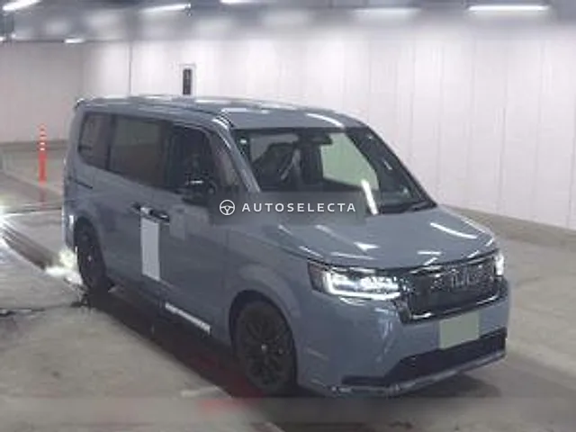 Honda Stepwgn Spada 2026, auction grade S