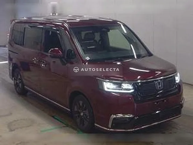 Honda Stepwgn Spada 2025, auction grade R