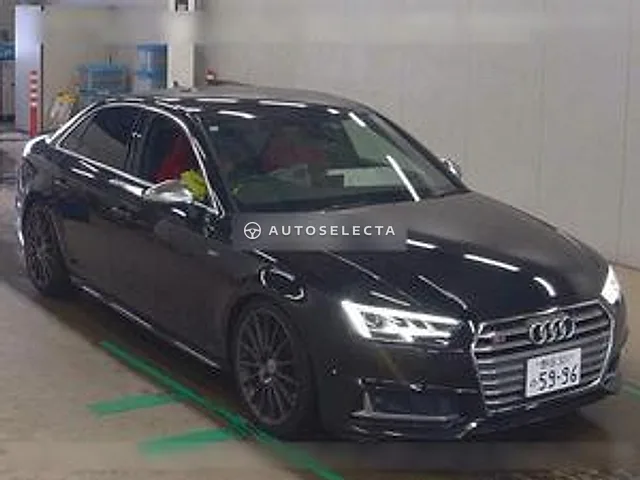 Audi S4 2018, auction grade 4.5