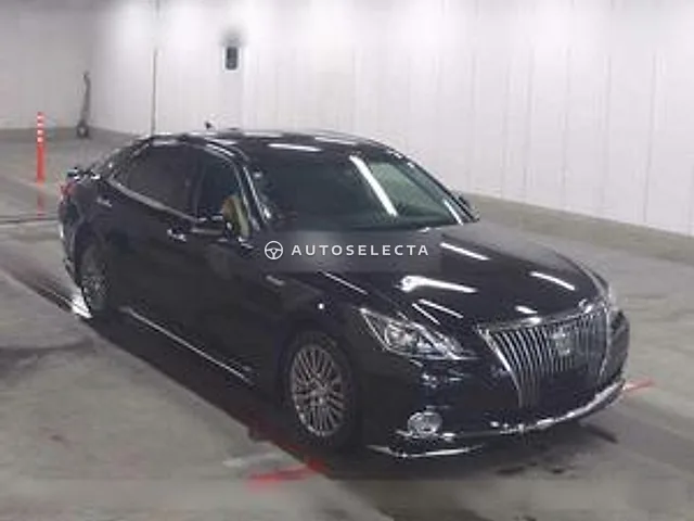 Toyota Crown Majesta 2014, auction grade 4
