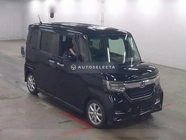 Honda N-BOX Custom 2019, auction grade R