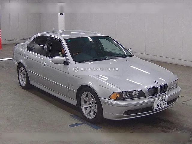 BMW 5 Series 2001, auction grade 4