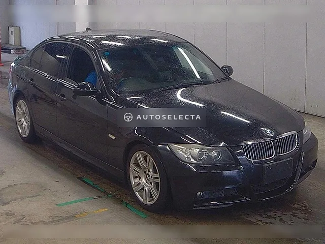 BMW 3 Series 2006, auction grade 4