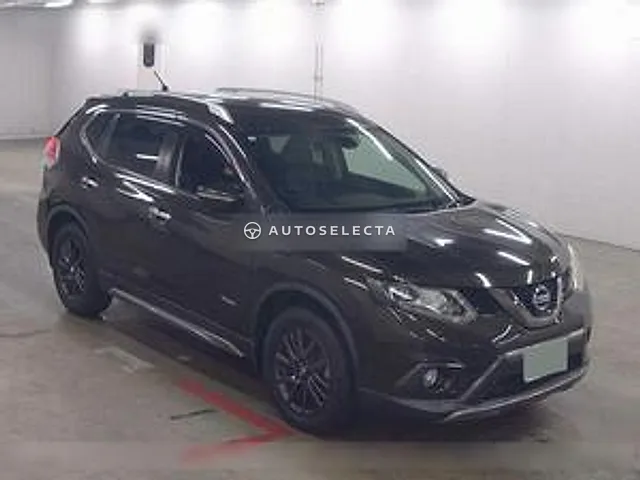 Nissan X-Trail 2015, auction grade 4.5