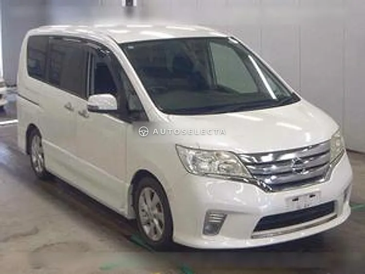 Nissan Serena 2011, photo 1 of 1