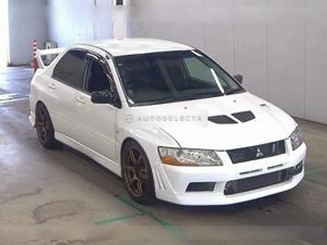 Mitsubishi Lancer 2002, auction grade R