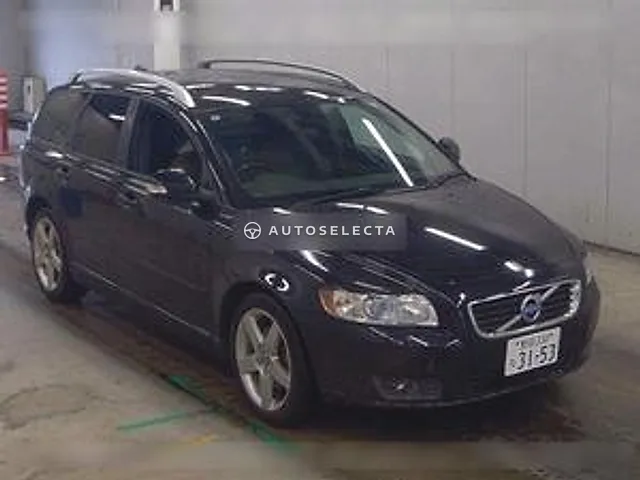 Volvo V50 2012, auction grade 4.5