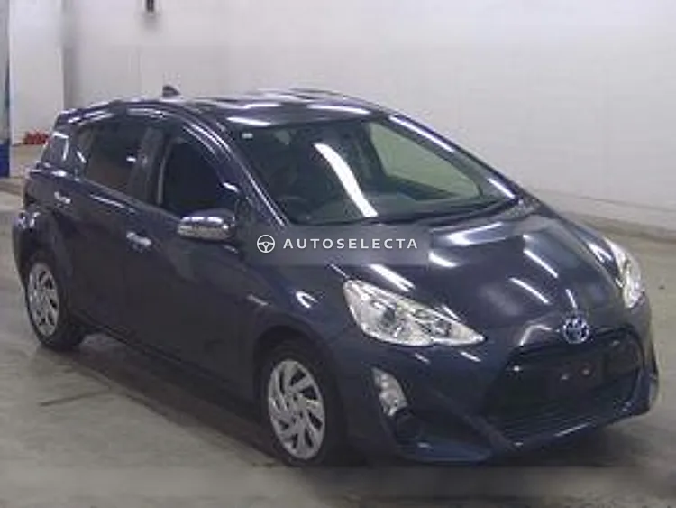 Toyota Aqua 2015, photo 1 of 1