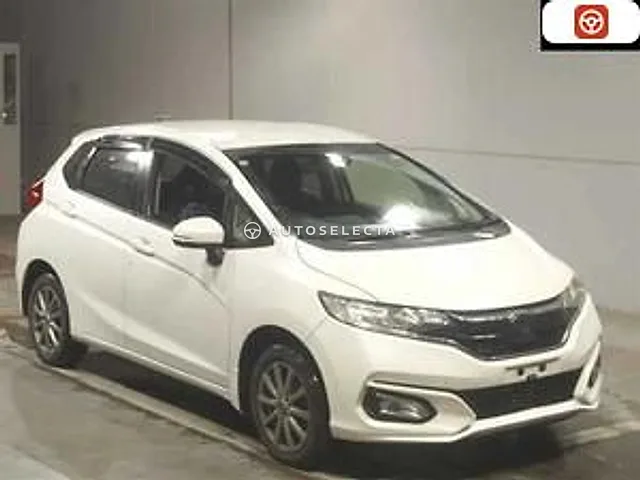 Honda Fit 2018, auction grade R