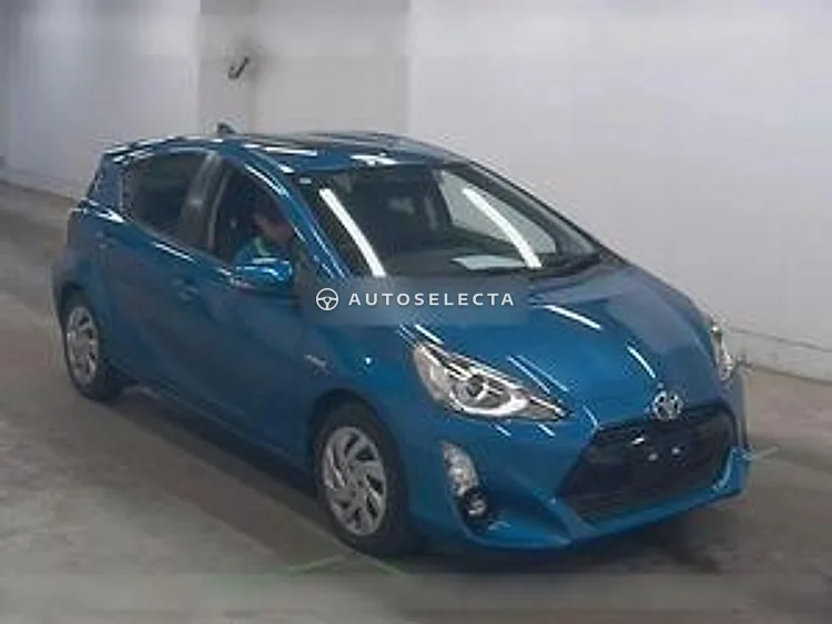 Toyota Aqua 2015, photo 1 of 1