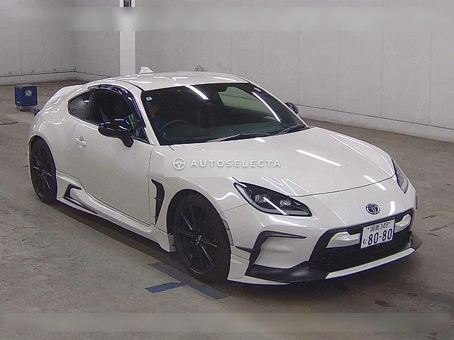 Toyota GR86 2024, auction grade 5